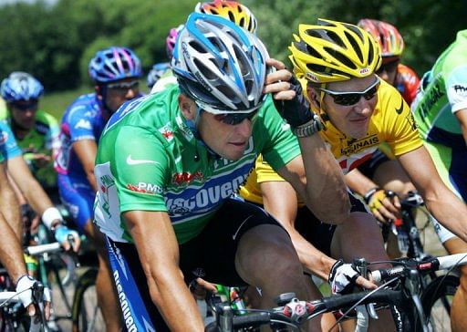 David Zabriskie (R), seen here riding next to Lance Armstrong (L) during the 92nd Tour de France cycling race in 2005 David Zabriskie (R), seen here riding next to Lance Armstrong (L) during the 92nd Tour de France cycling race in 2005