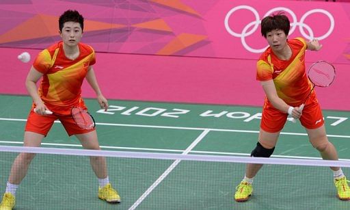 Wang Xiaoli (right) and Yu Yang were disqualified for trying to lose a match Wang Xiaoli (right) and Yu Yang were disqualified for trying to lose a match