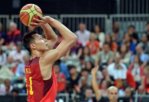 Yi Jianlian's move to Guangdong Tigers leaves no Chinese-born players in the US National Basketball Association Yi Jianlian's move to Guangdong Tigers leaves no Chinese-born players in the US National Basketball Association
