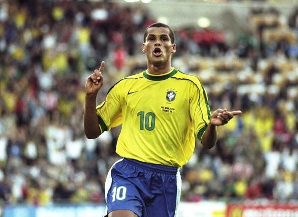 Brazil star Rivaldo considers retirement