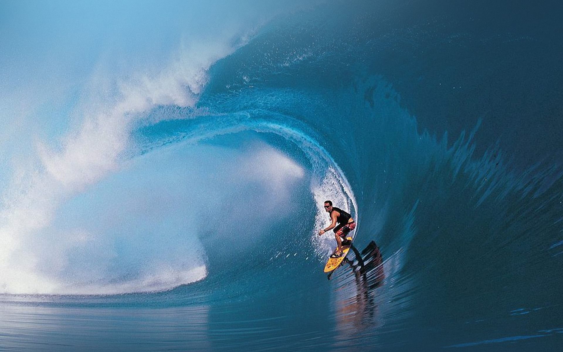 Surfing requires peak aerobic fitness