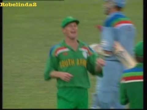 Video: Six of Jonty Rhodes’ best catches