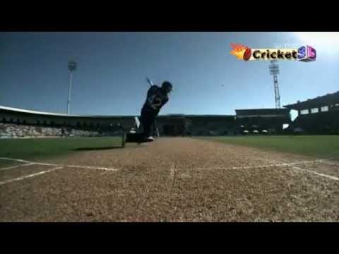 Video: Brendon McCullum hits a six in an unusual way