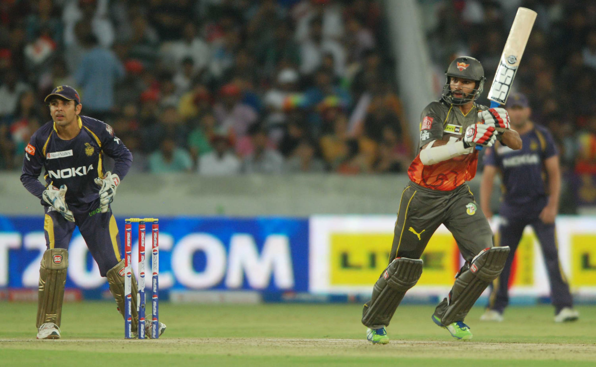 Frenzied fans celebrate Sunrisers’ win