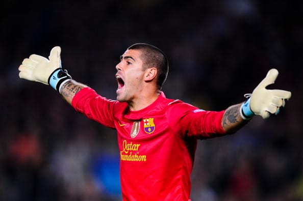 Monaco chasing Victor Valdes