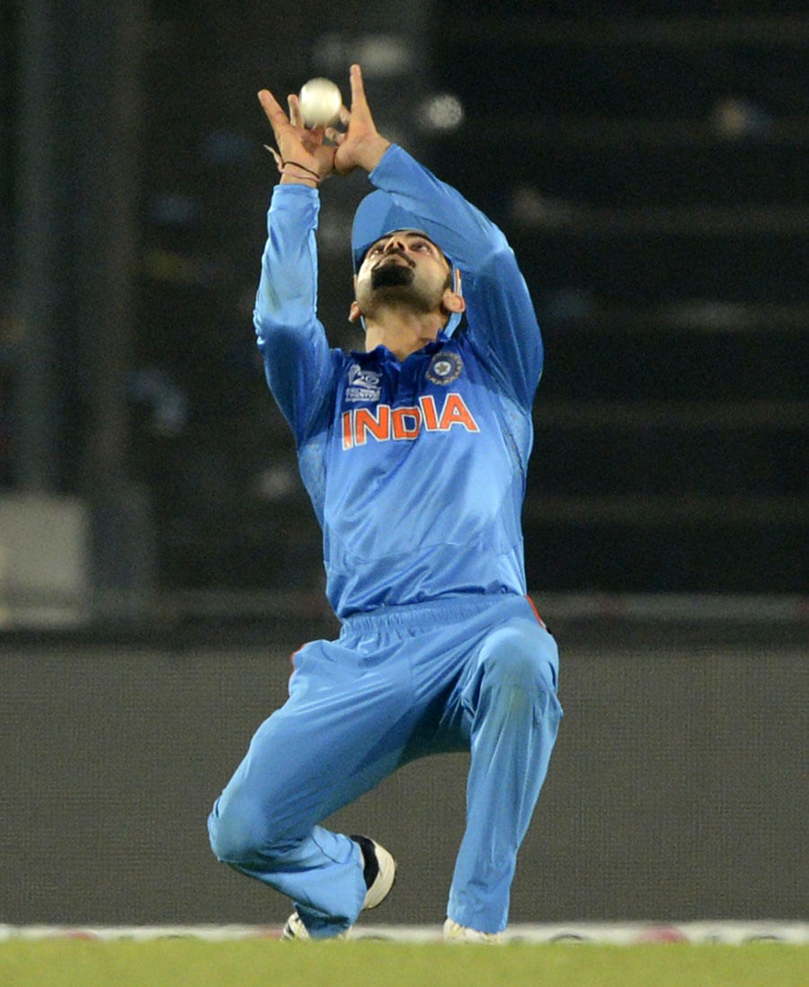 Virat Kohli Completes 100 Catches In International Cricket virat-kohli-completes-100-catches-in-international-cricket