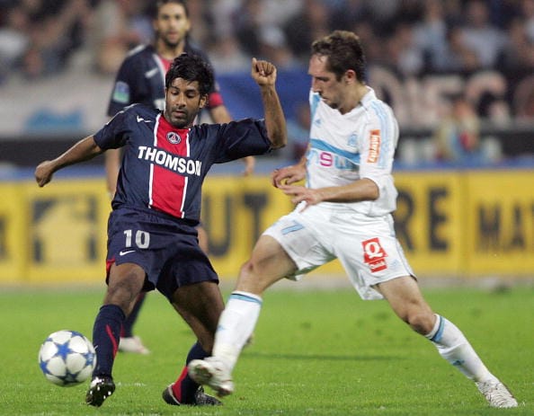 10 Pesepakbola Asia yang 