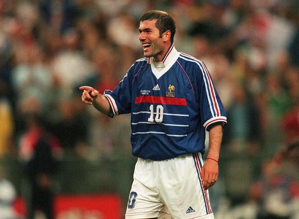 The best soccer players to have sported the number 10 jersey - Slide 5 of 8:Zinedine Zidane (France)