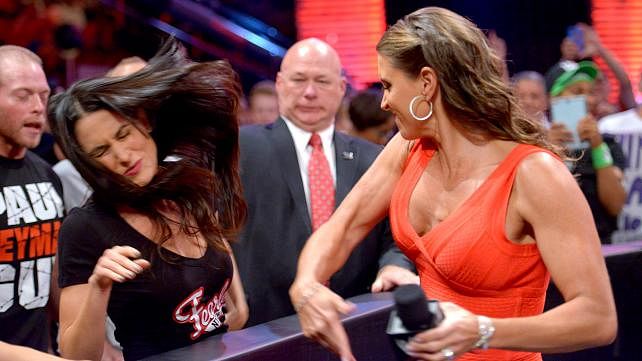 Top Ten #64 - Feuds de Stephanie McMahon