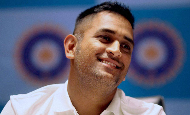 Mahendra Singh Dhoni - m_id_445125_mahendra_singh_dhoni-1414221560