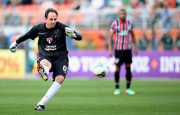 Rogerio Ceni - Sao Paulo - 10 best free-kick takers in the world right now