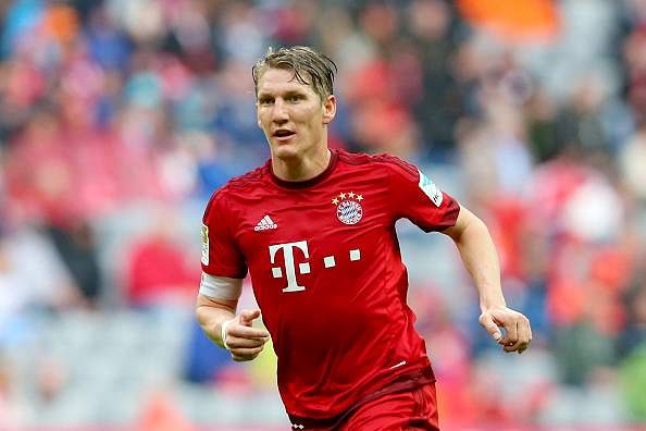 Schweinsteiger flattered by Manchester United interest, says Bayern