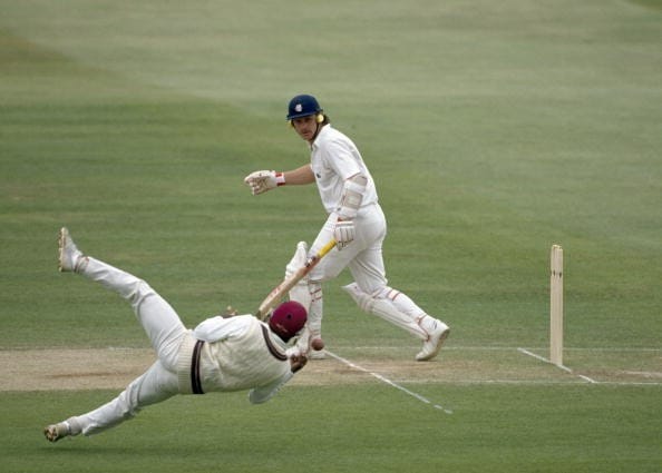 8 brave close-in fielders of all time! 2