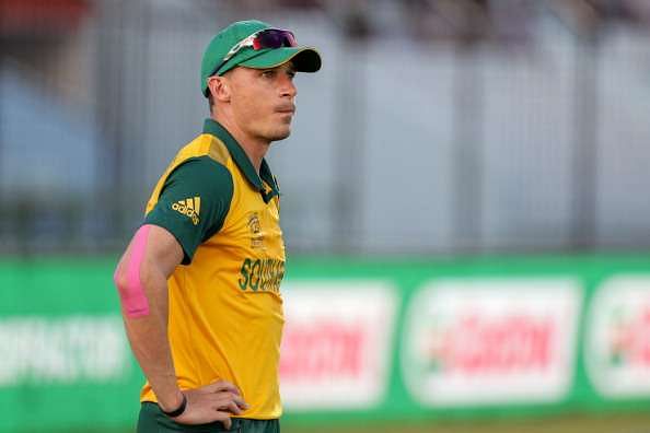 South Africa beats Australia by 3 wickets in 1st T20