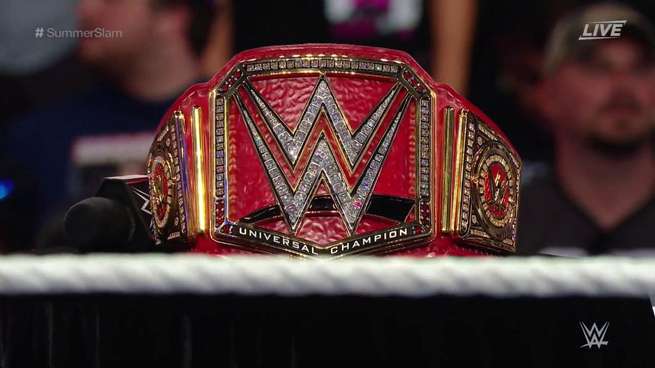 wwe-universal-champion-belt-195841-1472104548-800.jpg