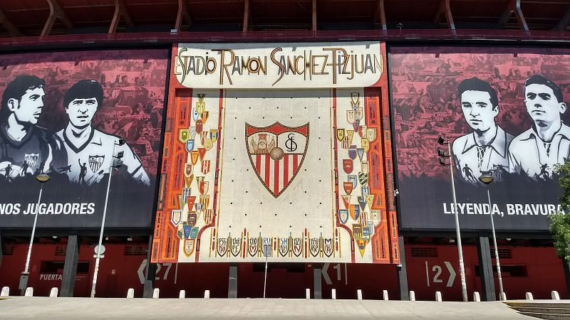The beautiful mosaic on the walls of Estadio Ramon Sanchez Pizjuan, Sevilla. Credit: Mridul Kataria