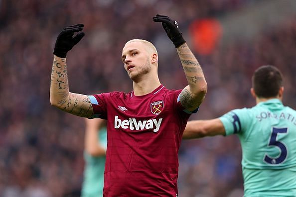 Arnautovic was visibly frustrated at his teammates' lack of support in pressing Arsenal's backline