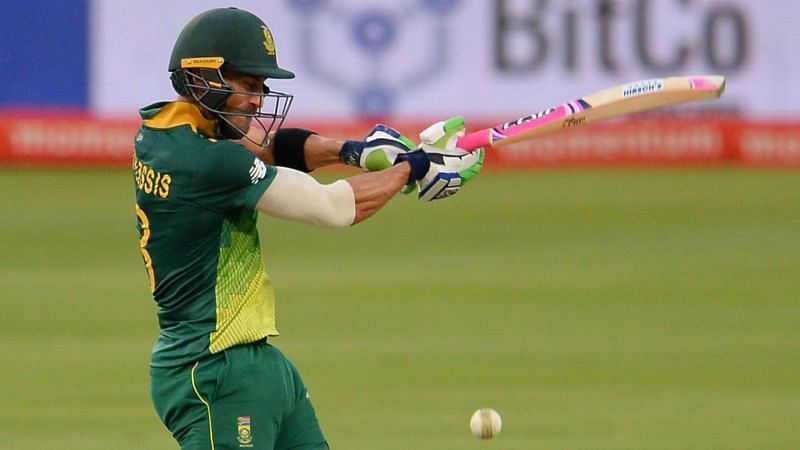 In-form du Plessis makes century in emphatic Proteas win