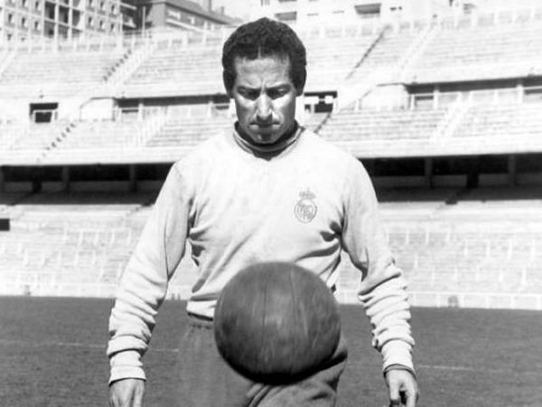 Real Madrid legend - Gento