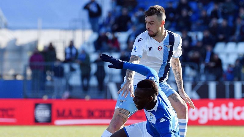 Balotelli accuses Lazio fans of racism during Serie A game