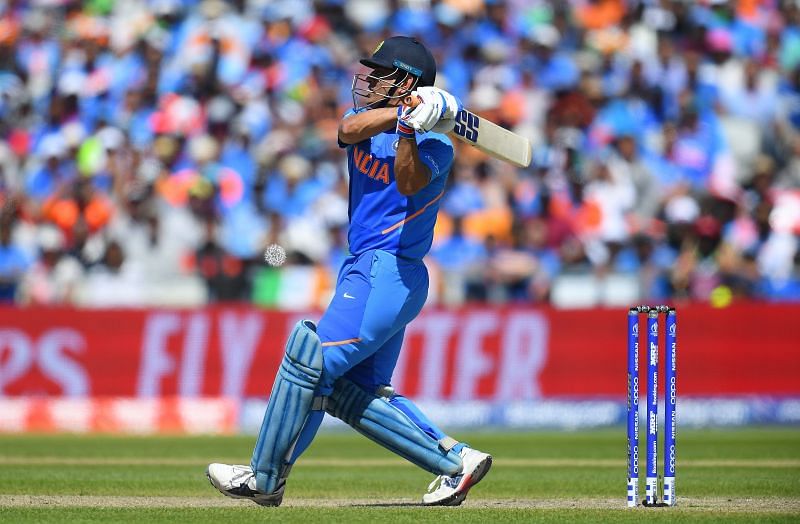 Twitter reacts to MS Dhoni's international retirement 