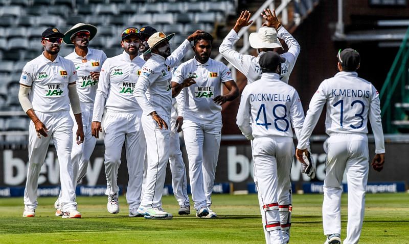 Sri Lanka head coach Mickey Arthur and batsman Lahiru Thirimanne test positive for COVID-19