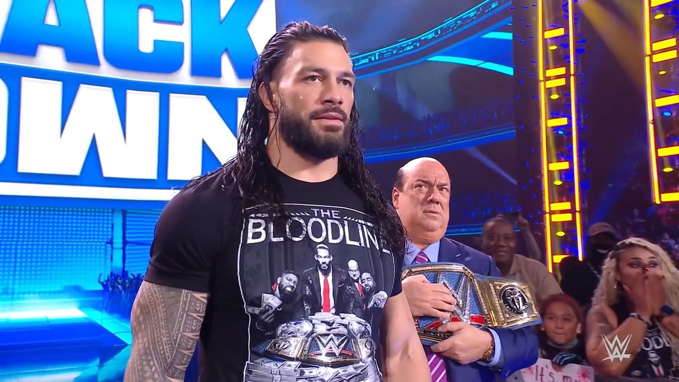 <div></noscript>Photo: Top RAW Superstar spotted wearing Roman Reigns' 