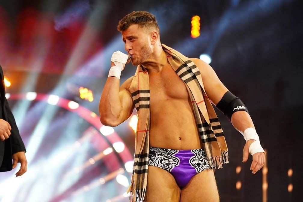 <div></noscript>MJF hypes up his Long Island return ahead of AEW Dynamite & Rampage taping</div>
