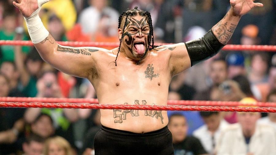 Was Umaga related to Roman Reigns?