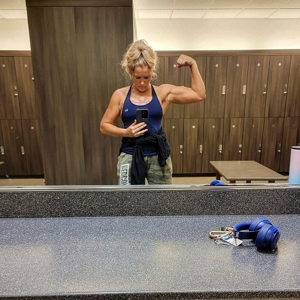 Lacey Evans' six-week body transformation!
