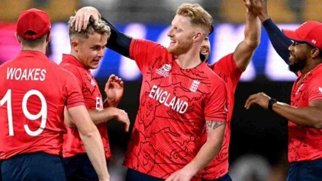 England defeat Sri Lanka by four wickets