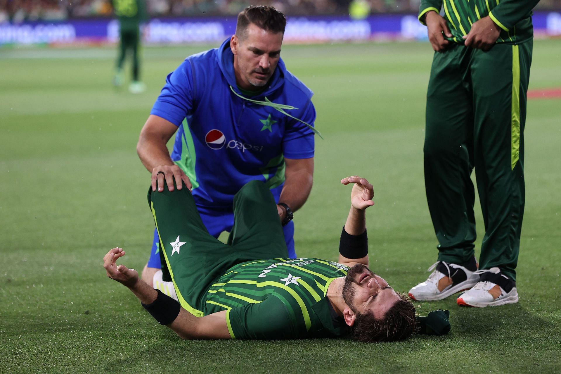 T20 World Cup 2022: “Would have given him local anesthetic” - Shoaib Akhtar reckons Pakistan management showed lack of awareness while dealing with Shaheen Afridi injury
