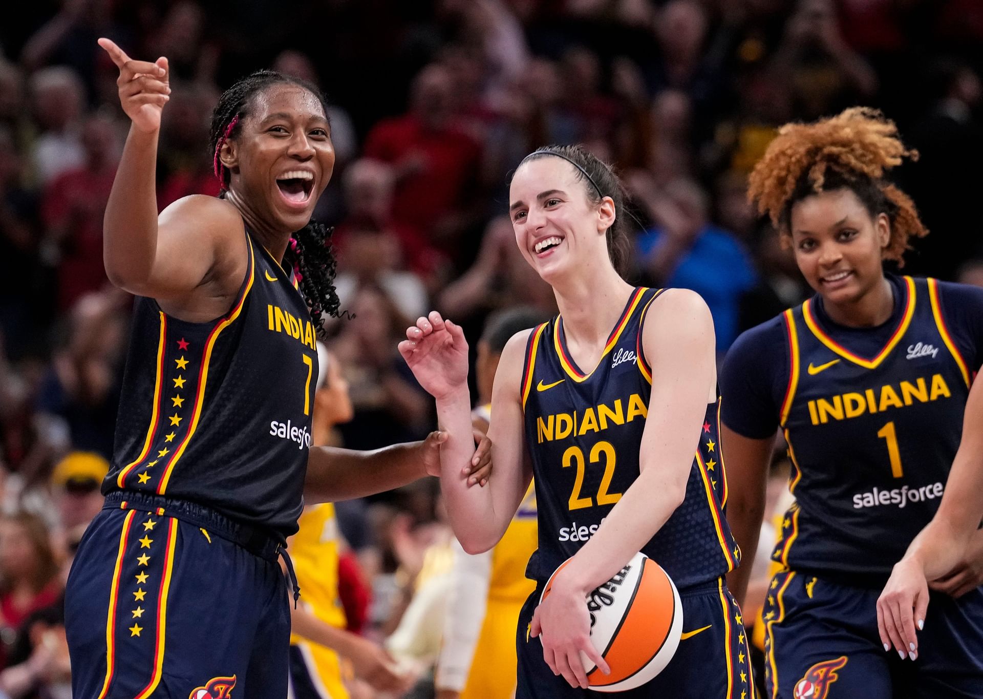 Watch: Caitlin Clark, Aliyah Boston, Lexie Hull & other Fever stars hyping Pacers crowd with playoff t-shirt toss
