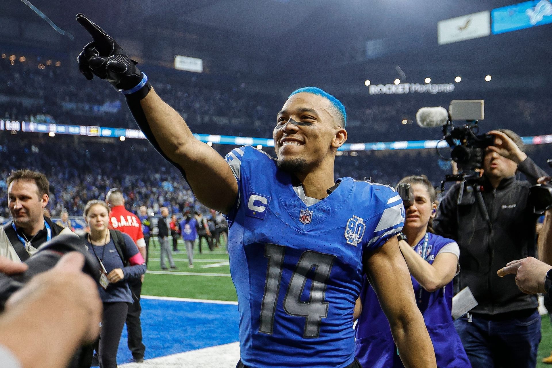 NFL analyst questions Lions drafting duplicate of $120,010,000 WR by giving up high capital 