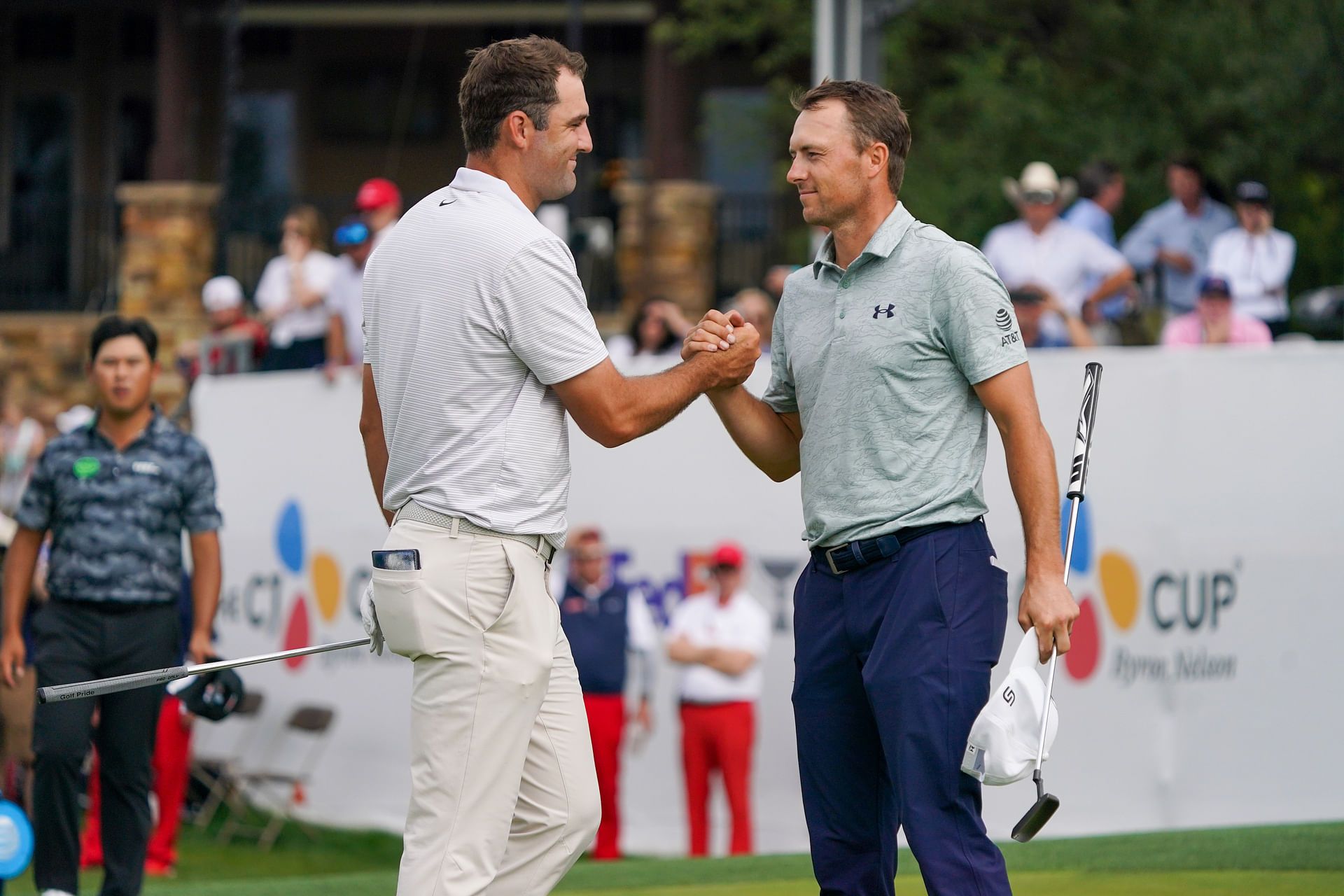 Who is leading the 2025 CJ Cup Byron Nelson after round 1? Leaderboard explored