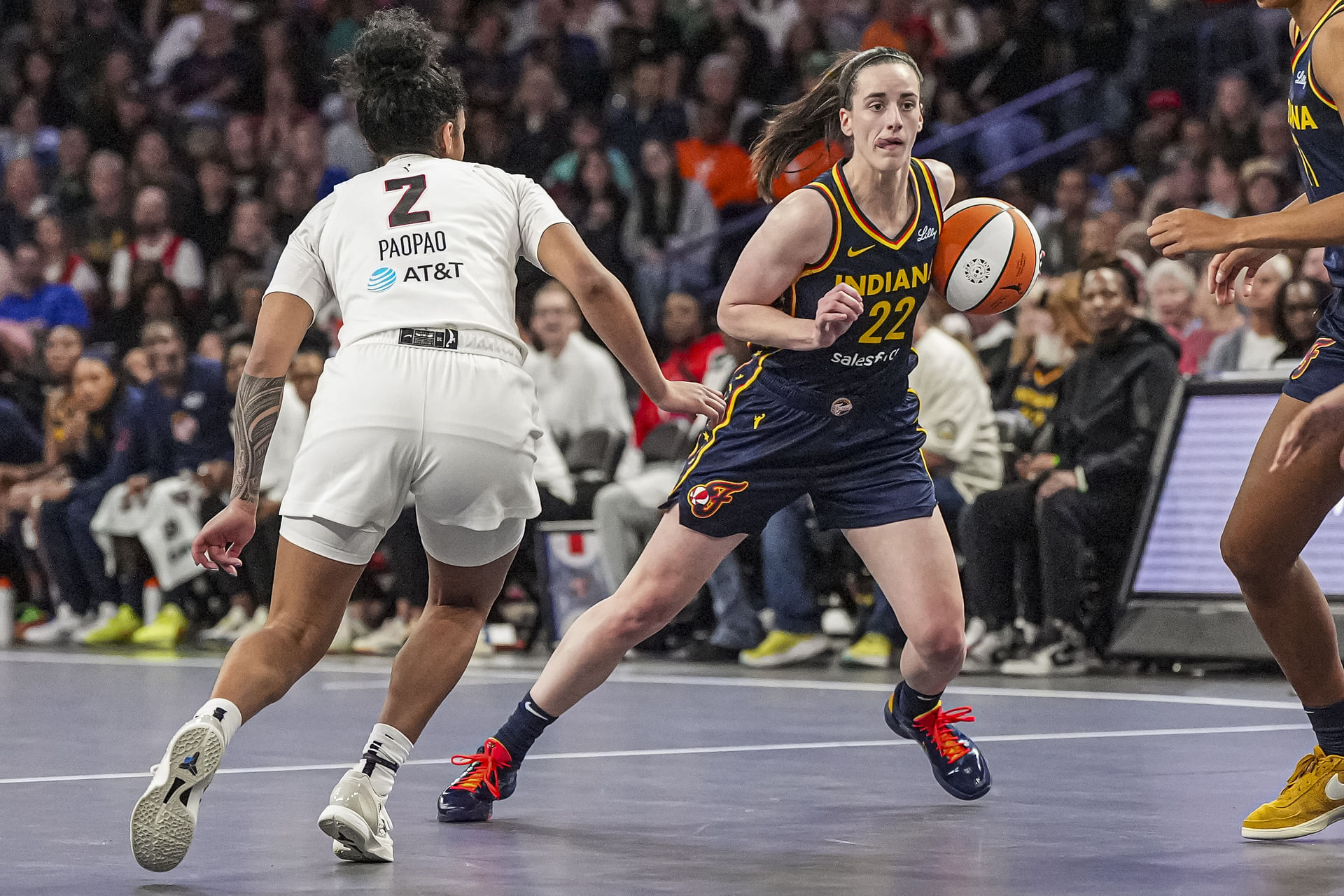 WNBA insider predicts Caitlin Clarks stats to drop-off due to DeWanna Bonner & Natasha Howards additions