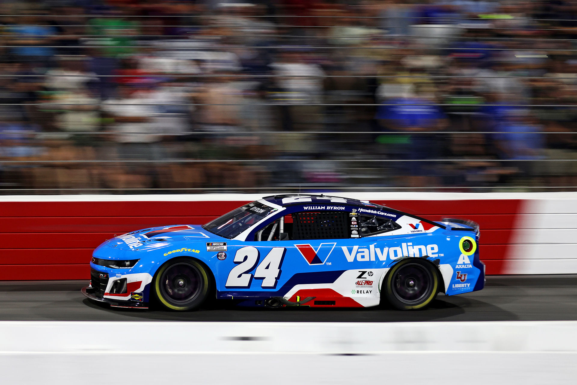 NASCAR insider picks HMS star as favorite to win 2025 Xfinity race at Charlotte