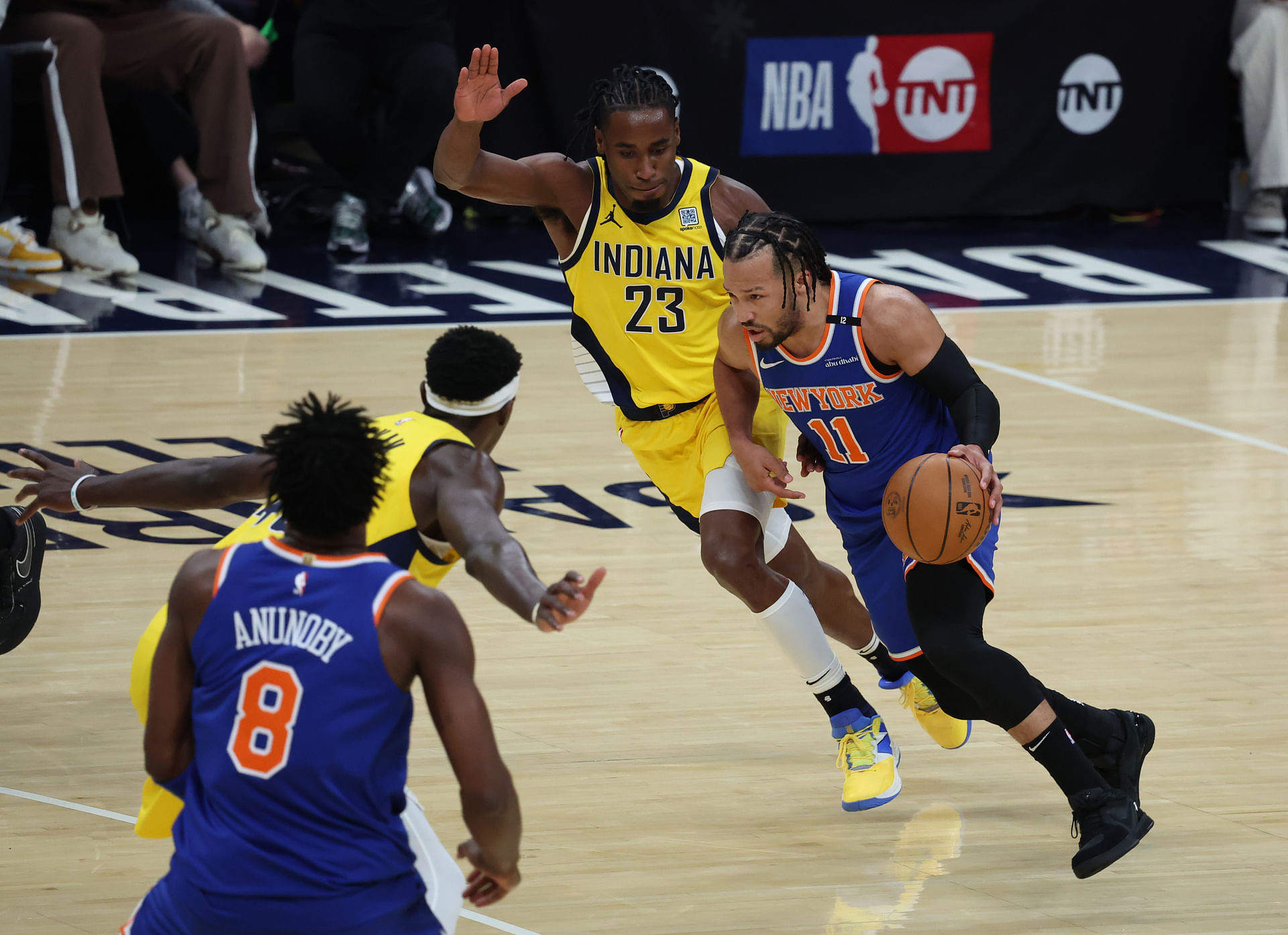 Holding that bi**h for 17: Ex-NBA champion annihilates Jalen Brunson with brutal statement amid Knicks ECF struggles