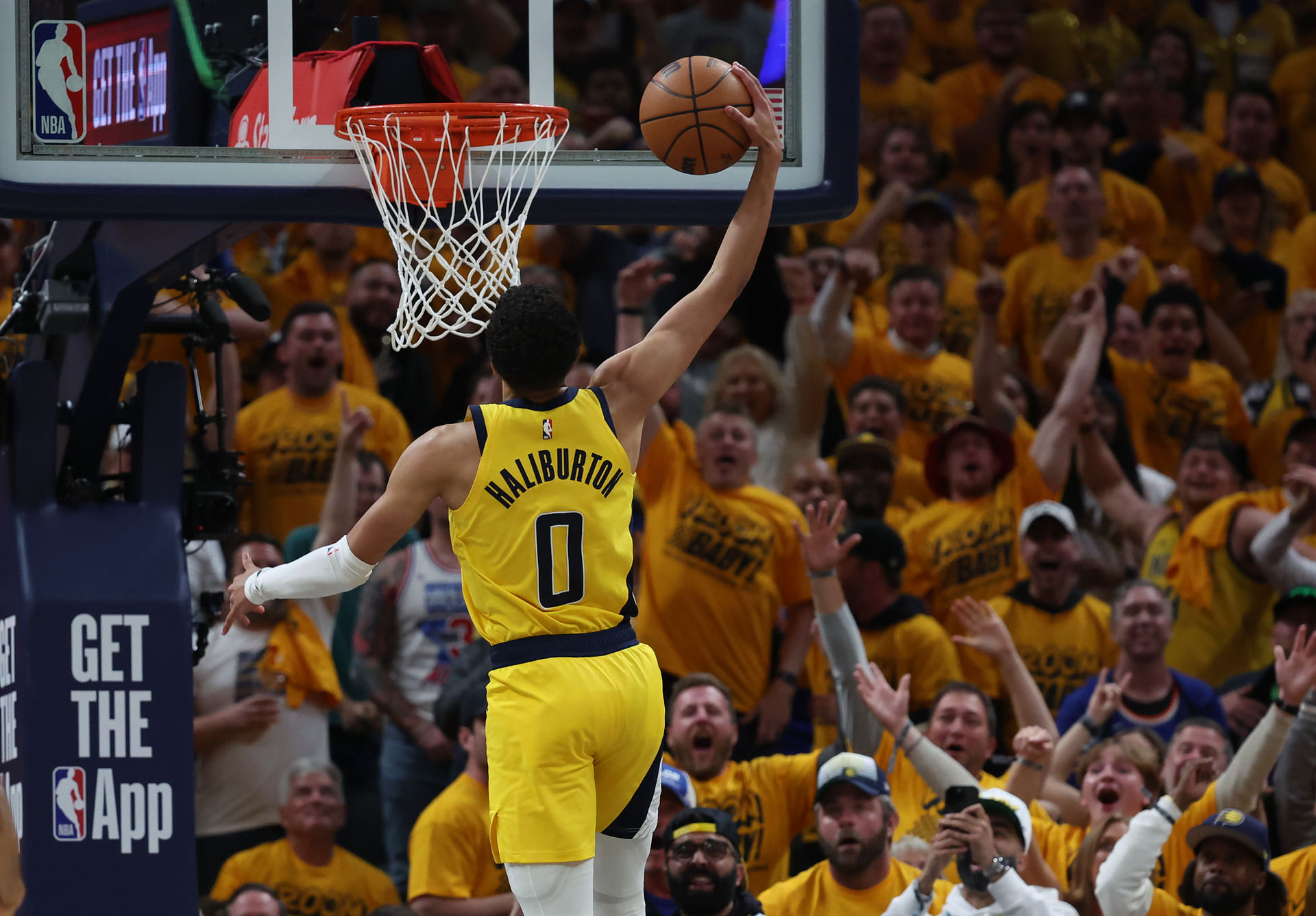 Indiana Pacers make decision on Tyrese Haliburtons dad John Haliburton ban at Gainbridge Fieldhouse: Report 