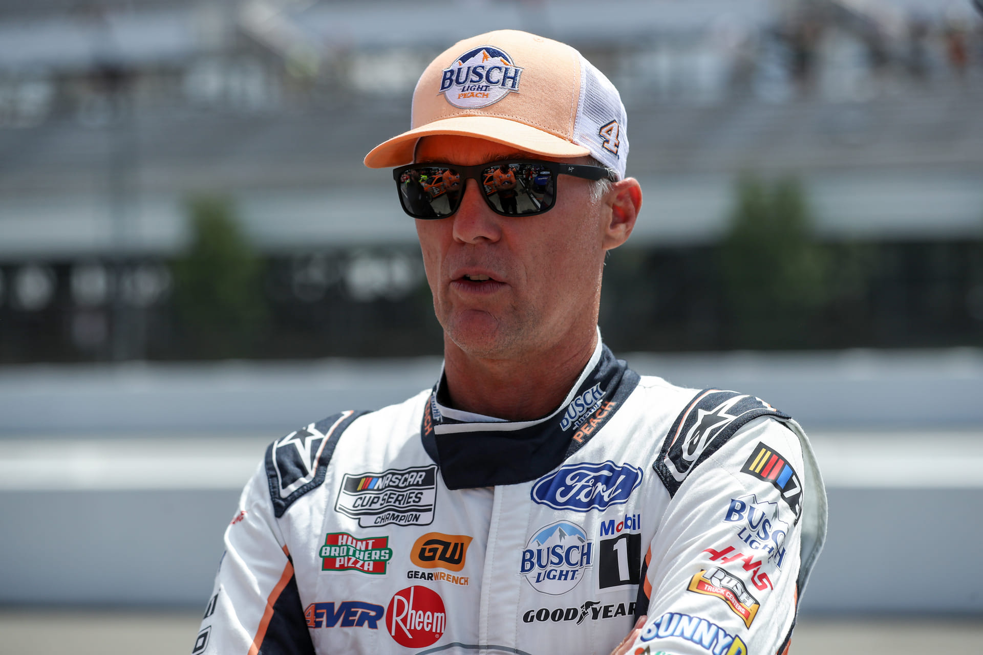 Kevin Harvick picks Team Penske’s driver as favorite to win the 2025 Michigan NASCAR Cup race