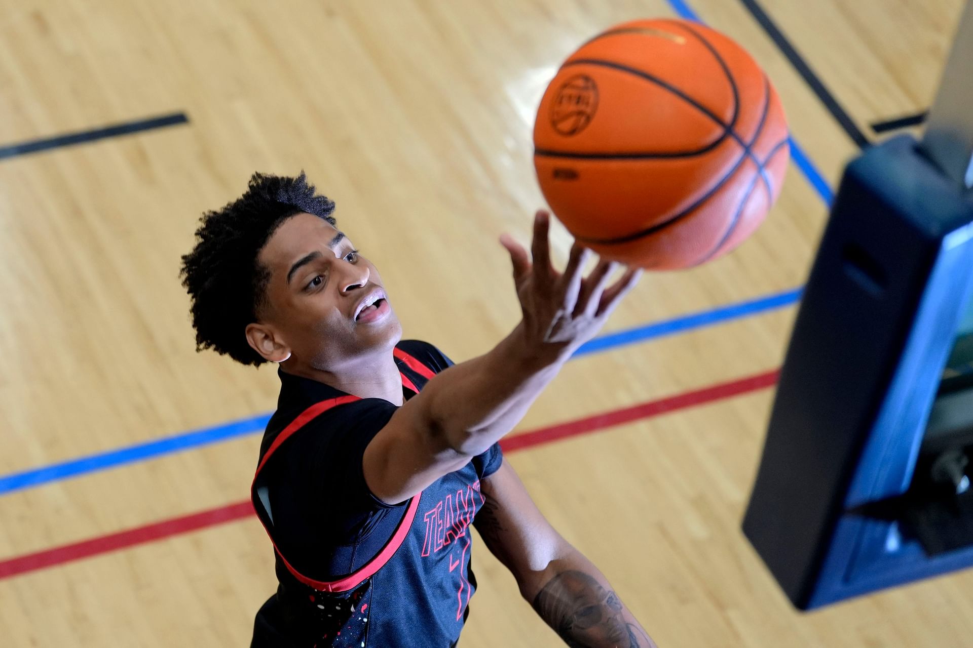 Chasing something bigger: Kiyan Anthonys grind showcased by elite NBA trainer Chris Brickley, ahead of Syracuse debut