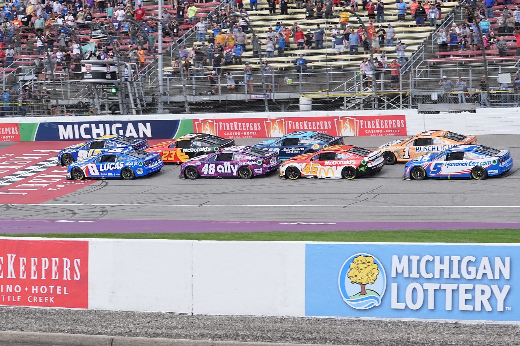 NASCAR DFS Fantasy Picks 2025 Michigan Cup Race: Top drivers, sleepers, and strategy