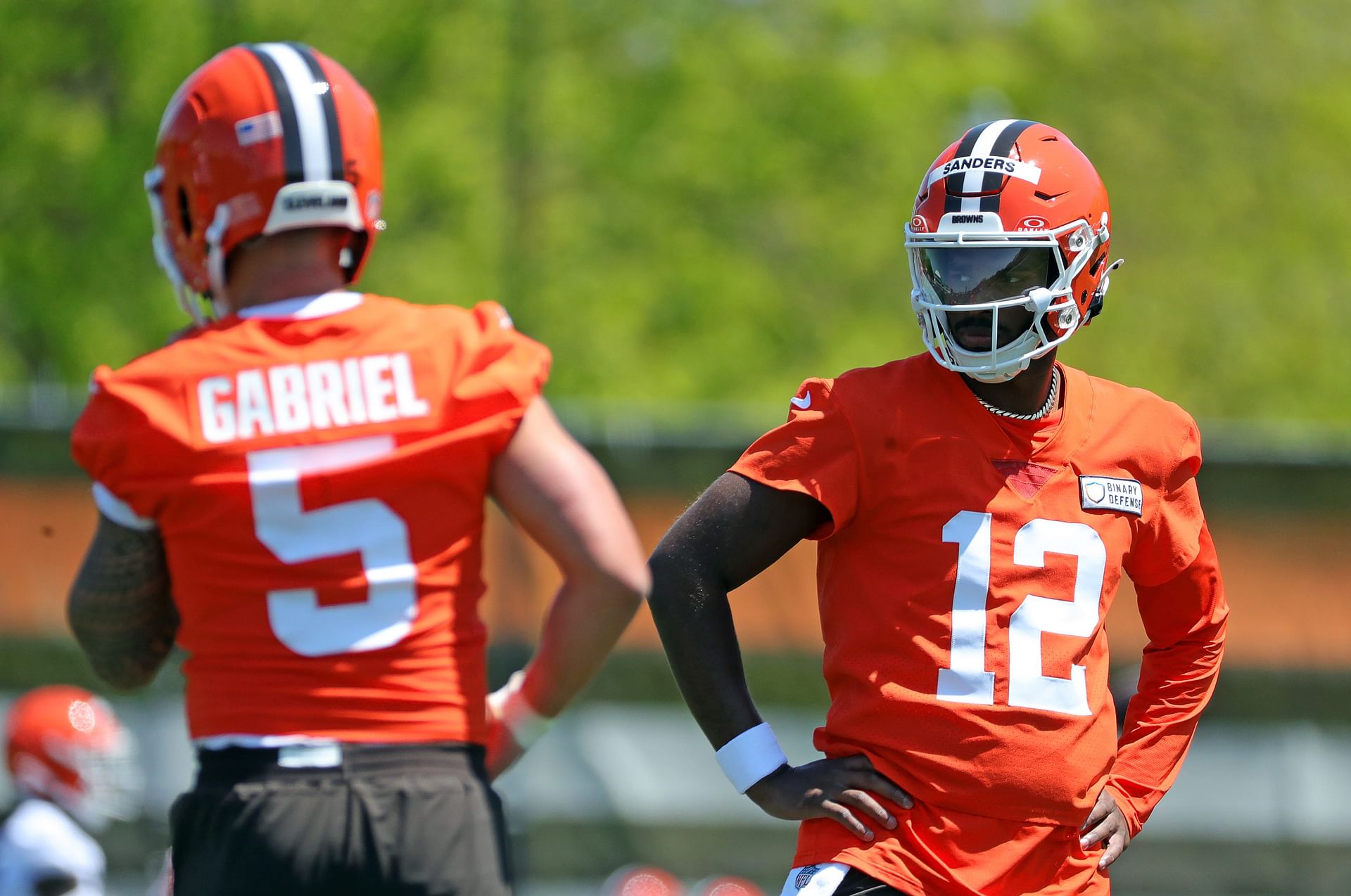 “You don't hear him saying anything about Dillon Gabriel”: Browns analyst calls out Chad Johnson for promoting Shedeur Sanders’ "false hysteria"