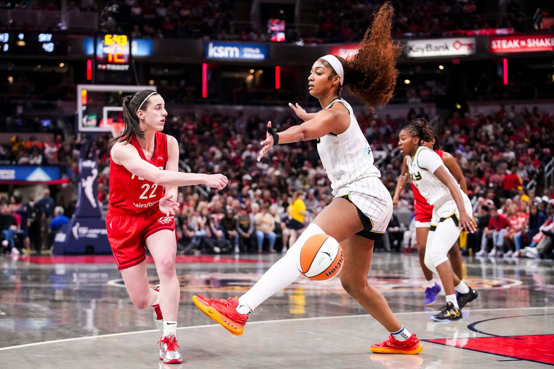 3 reasons why each of Caitlin Clarks triple doubles were better than Angel Reeses maiden triple-double