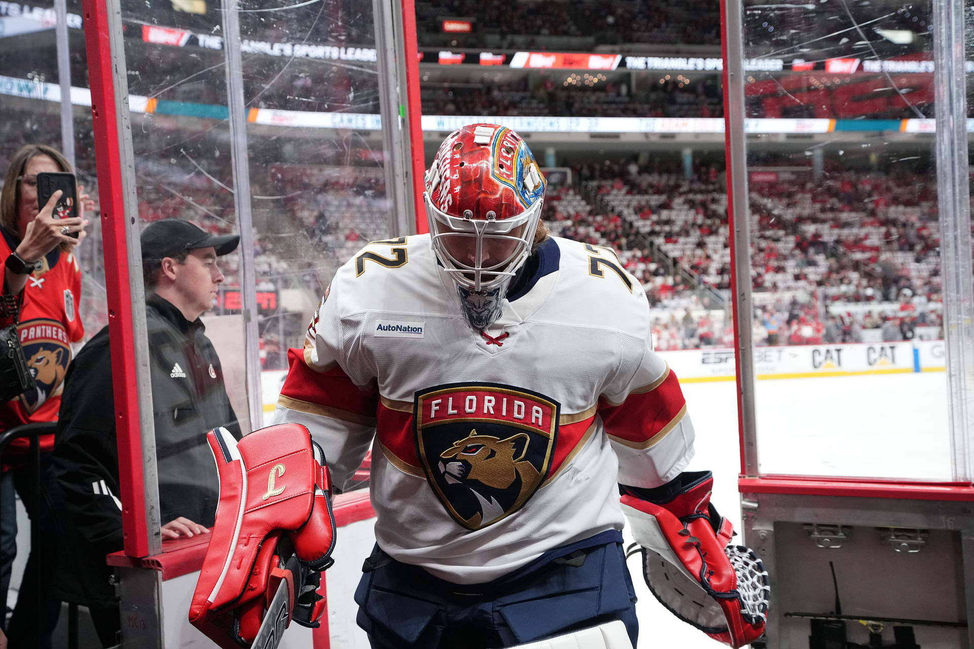 Stuart Skinner vs Sergei Bobrovsky: Do the Panthers truly have an edge in 2025 Stanley Cup Final goalie matchup?