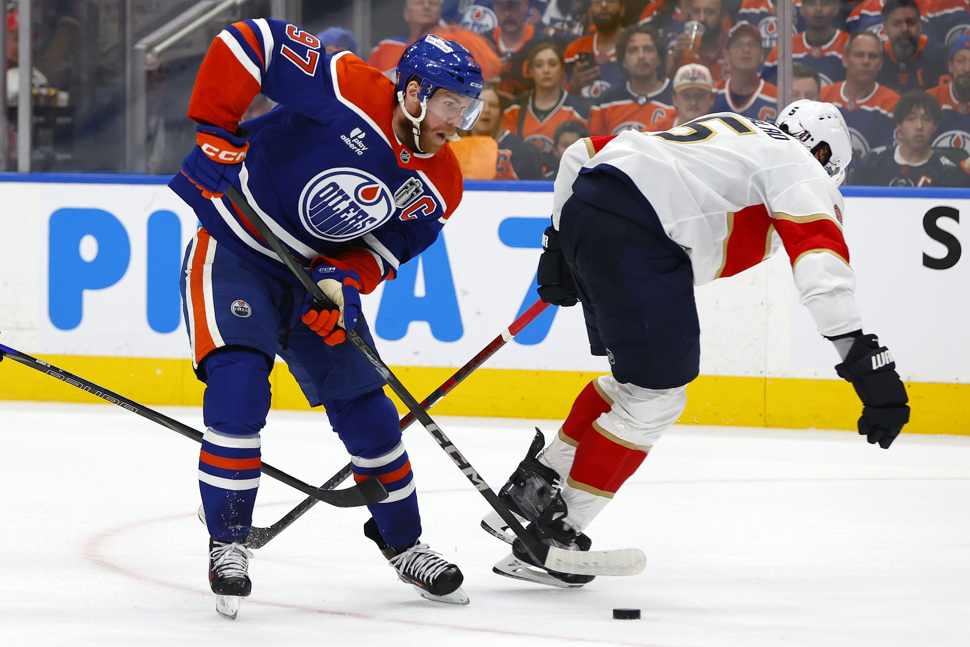 Panthers Aaron Ekblad highlights biggest challenge while facing McJesus Connor McDavid in Cup Finals
