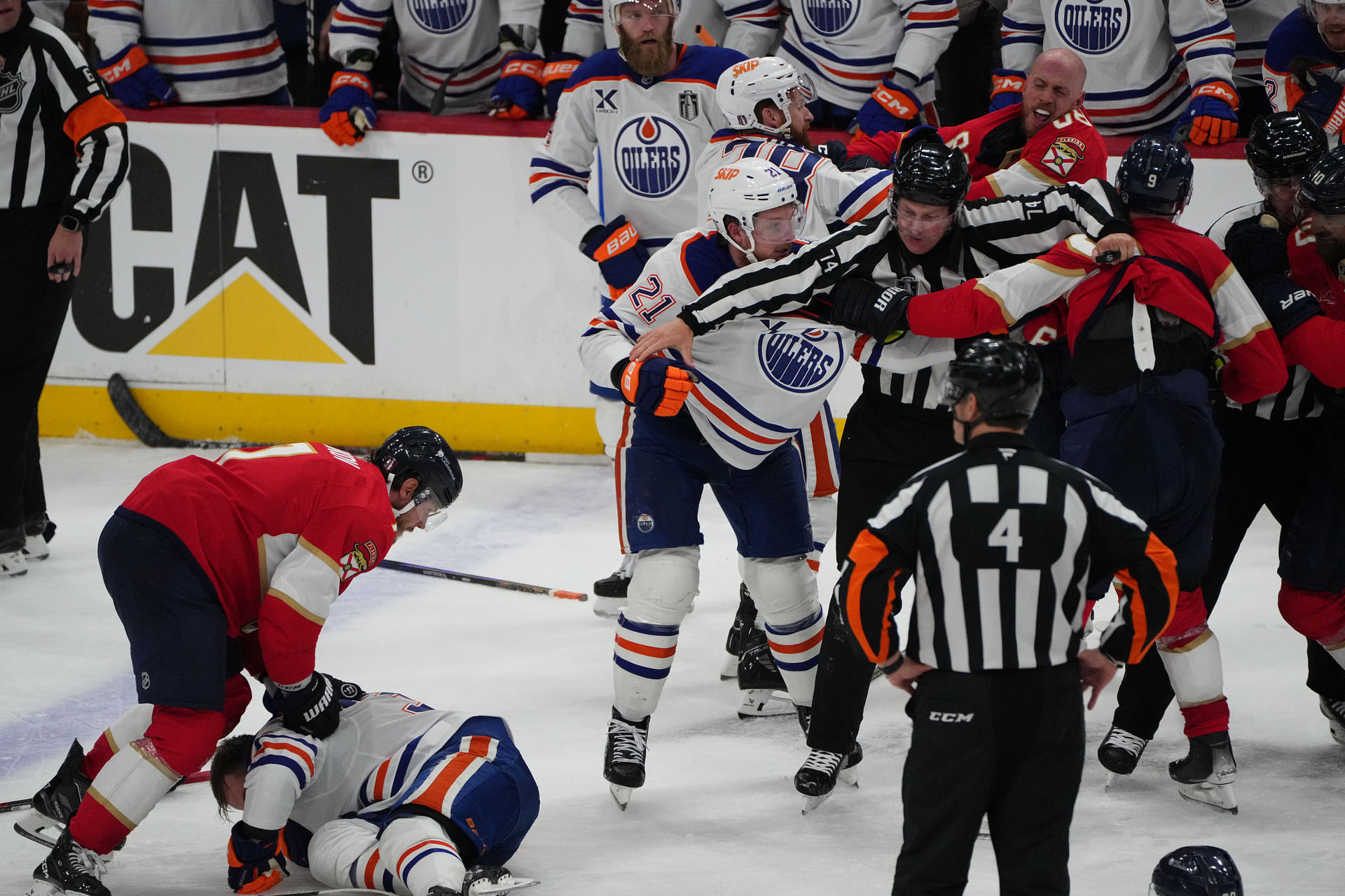 Poor officiating, Wes McCauley special: NHL fans react to massive 140 total penalty minutes accrued in Oilers vs Panthers Game 3 SCF