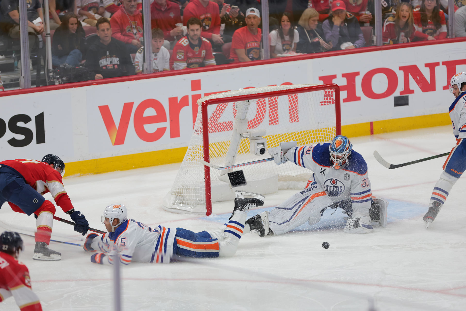Oilers starting goalie dilemma: Should Stuart Skinner sit out for Calvin Pickard in Stanley Cup Final Game 5?