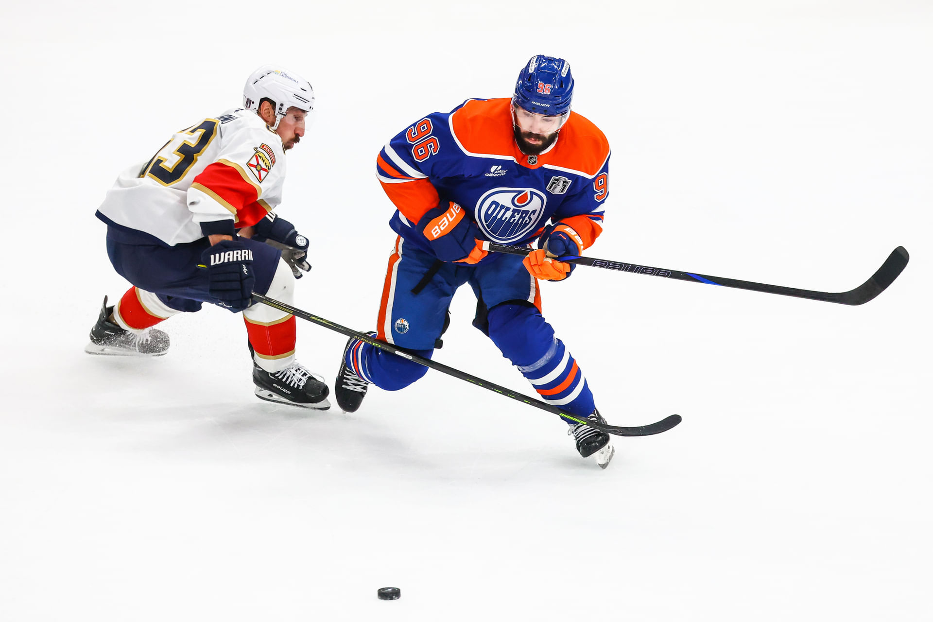 $10,200,000 Oilers D-man extremely confident about pushing Stanley Cup Final to seven games after Game 5 loss