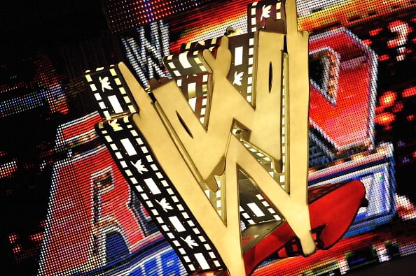 Pro wrestling gambling